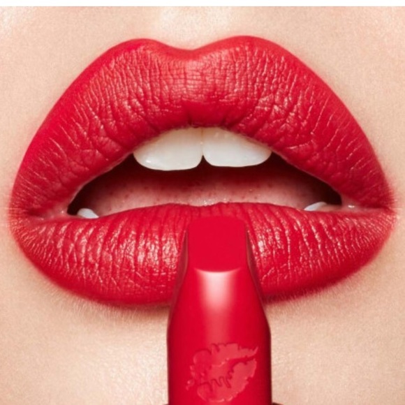 Brand New Charlotte Tilbury Lipstick Refill in Patsy Red - Picture 5 of 7
